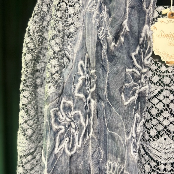 Simply Couture Blue Textured Cardigan - Picture 2 of 4